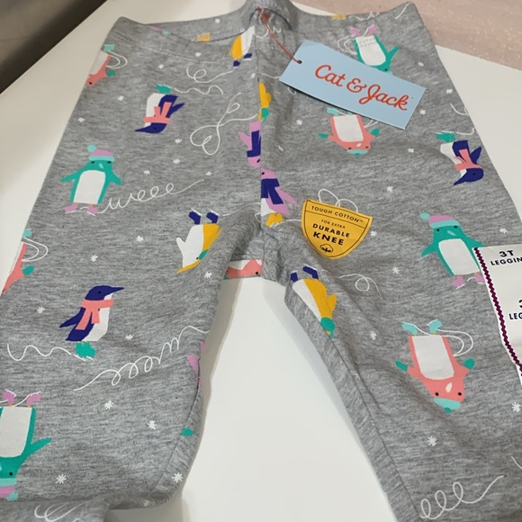 Cat and Jack Girls 3T Grey Penguins Leggings NWT - Picture 2 of 6